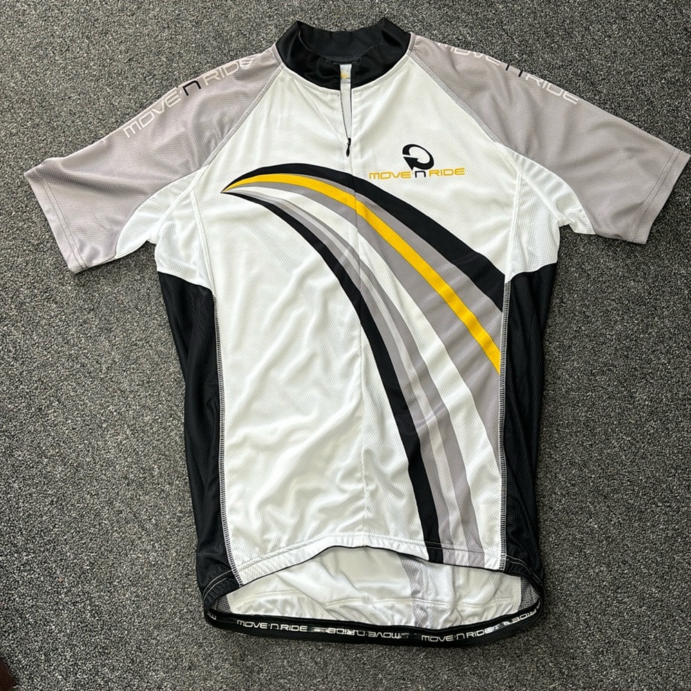 Move ‘N Ride Cycling Jersey Men’s Size Medium White